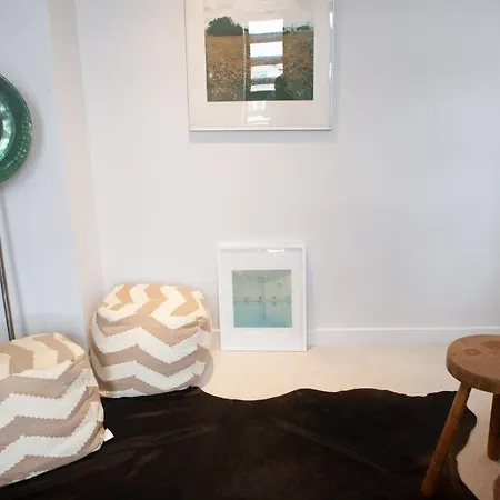 アパート Modern 1 Bed Flat In Converted Church